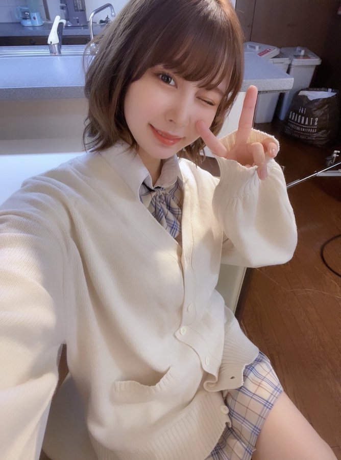 川北梅莎(川北メイサ)最新品番作品APAK-248介绍及预览-八美图